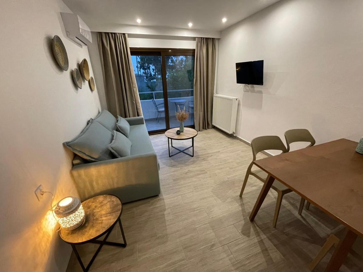 Golden Evelyn Aparthotel อายา ปารัสเกวี ภายนอก รูปภาพ